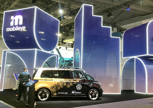 MobileyeのCES2025出展ブース